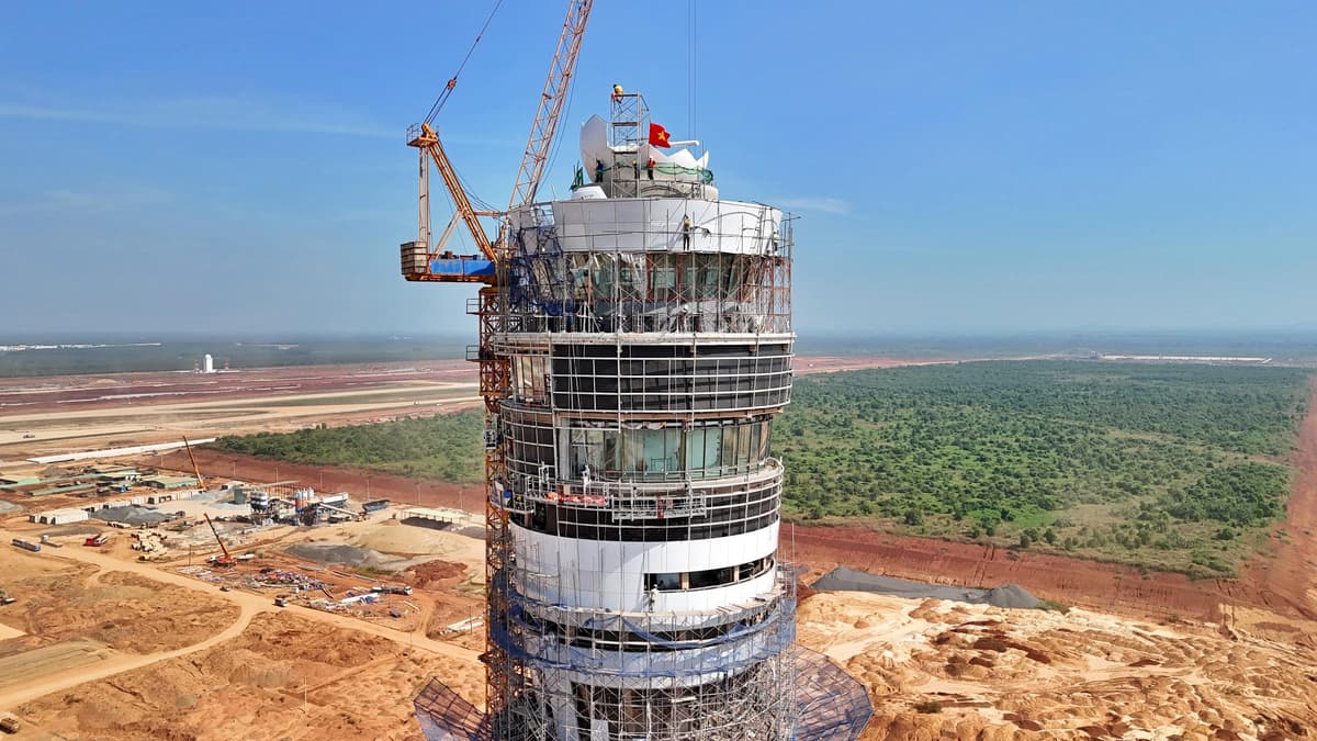 Prim-plan al „lotusului de oțel” de 3.500 de miliarde de VND de pe aeroportul Long Thanh, accelerând spre linia de sosire