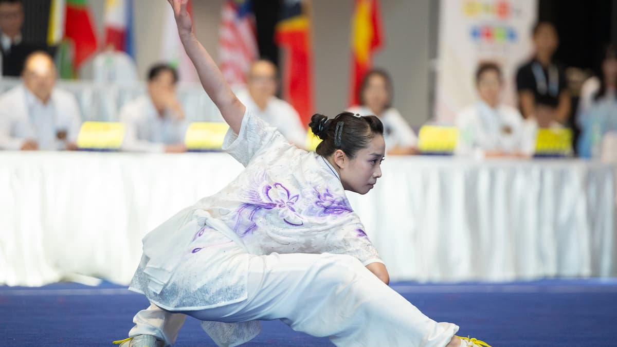 Wushu fighter Duong Thuy Vi and her leap out of her "comfort zone" at the SEA Games 33.