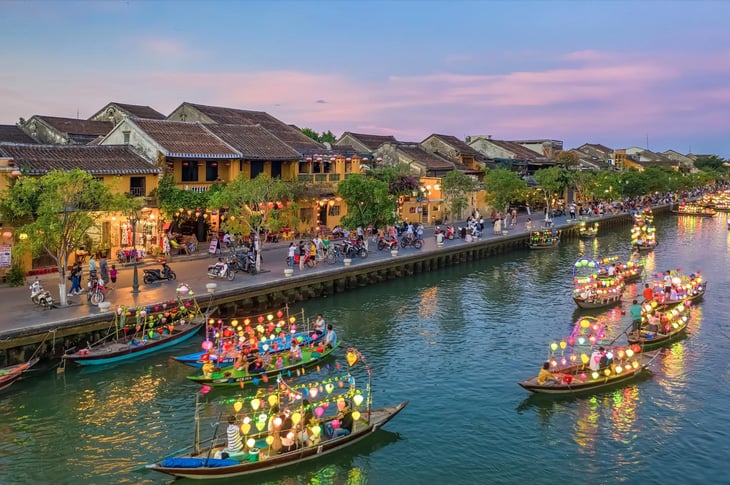 ទីក្រុង Hoi An ជាប់ចំណាត់ថ្នាក់ទី 4 ក្នុងបញ្ជីនៃ 25 គោលដៅល្អបំផុតនៅលើពិភពលោក យោងតាម ​​Travel + Leisure 2024 - រូបថត៖ SHUTTERSTOCK