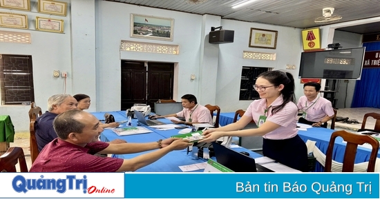 បញ្ចេញថវិកាចំនួន ១,២ ពាន់លានដុង ដល់ 24 គ្រួសារដំបូងដើម្បីខ្ចីដើមទុនសាងសង់ទឹកស្អាត និងអនាម័យបរិស្ថានជនបទតាមកម្រិតកម្ចីថ្មី