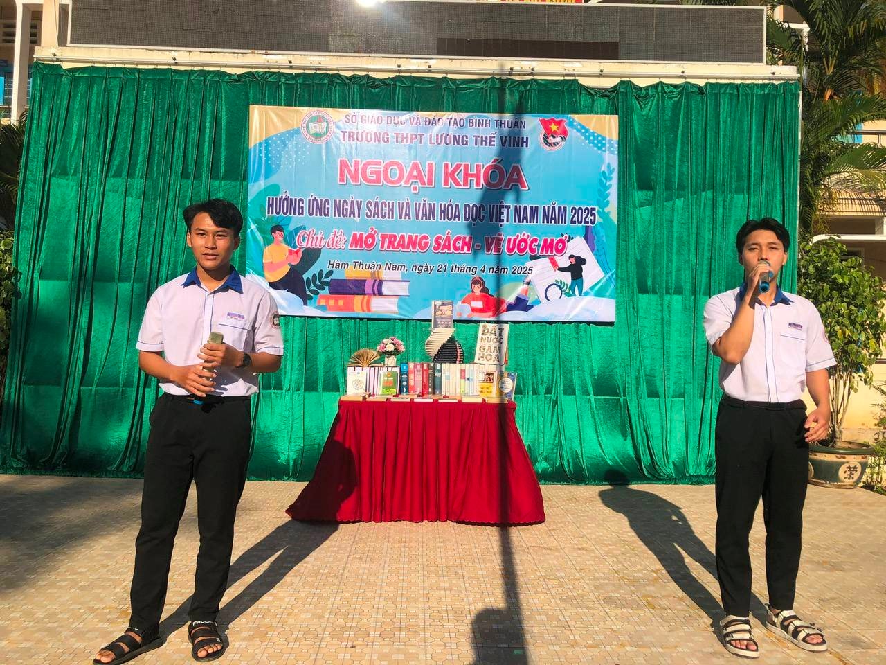 clb-doc-sach-luong-the-vinh-2025.jpg