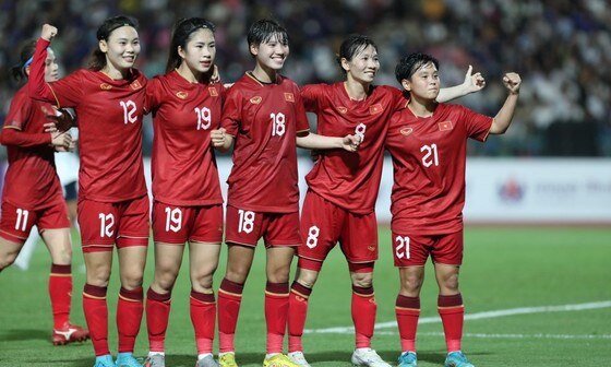Đội tuyển nữ Việt Nam được thưởng 500 triệu đồng sau khi giành vé vào chung kết ảnh 4