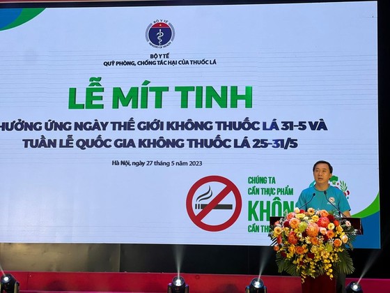 Hơn 7 triệu người tử vong do hút thuốc lá, Việt Nam trong nhóm hút nhiều ảnh 1