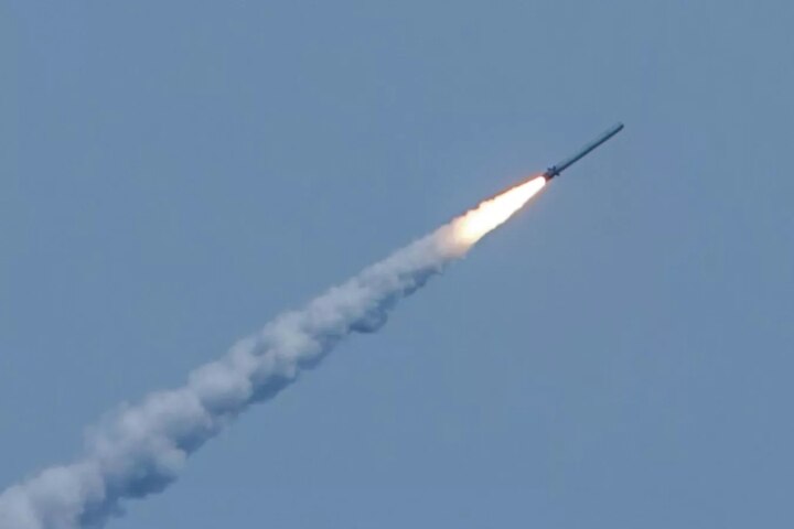 Nga thay đổi đường bay của tên lửa và UAV để gây rối cho hệ thống Ukraine - 1