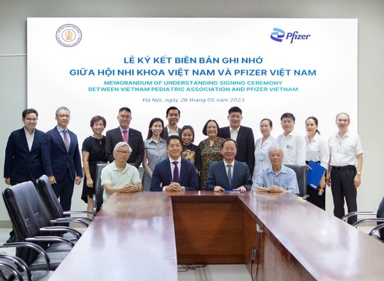 Pfizer Việt Nam hợp tác chăm sóc sức khỏe trẻ em cùng Hội Nhi khoa Việt Nam - Ảnh 1.