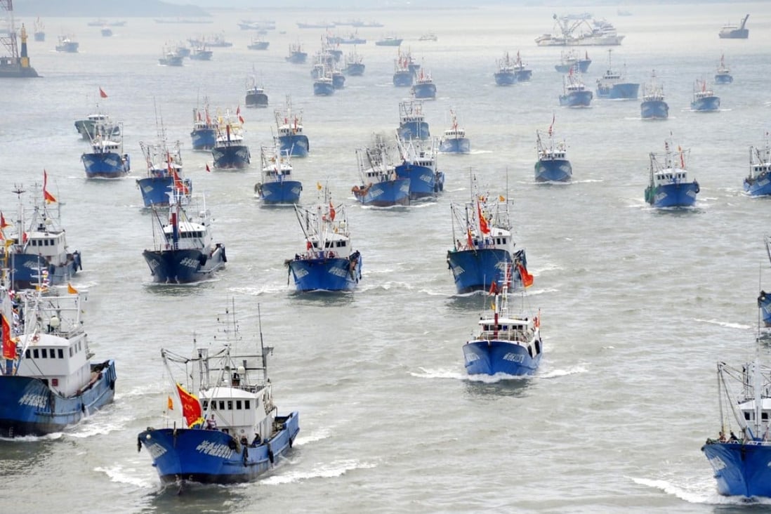 Tàu cá Trung Quốc lật ở Ấn Độ Dương, 39 người mất tích - Ảnh 1.