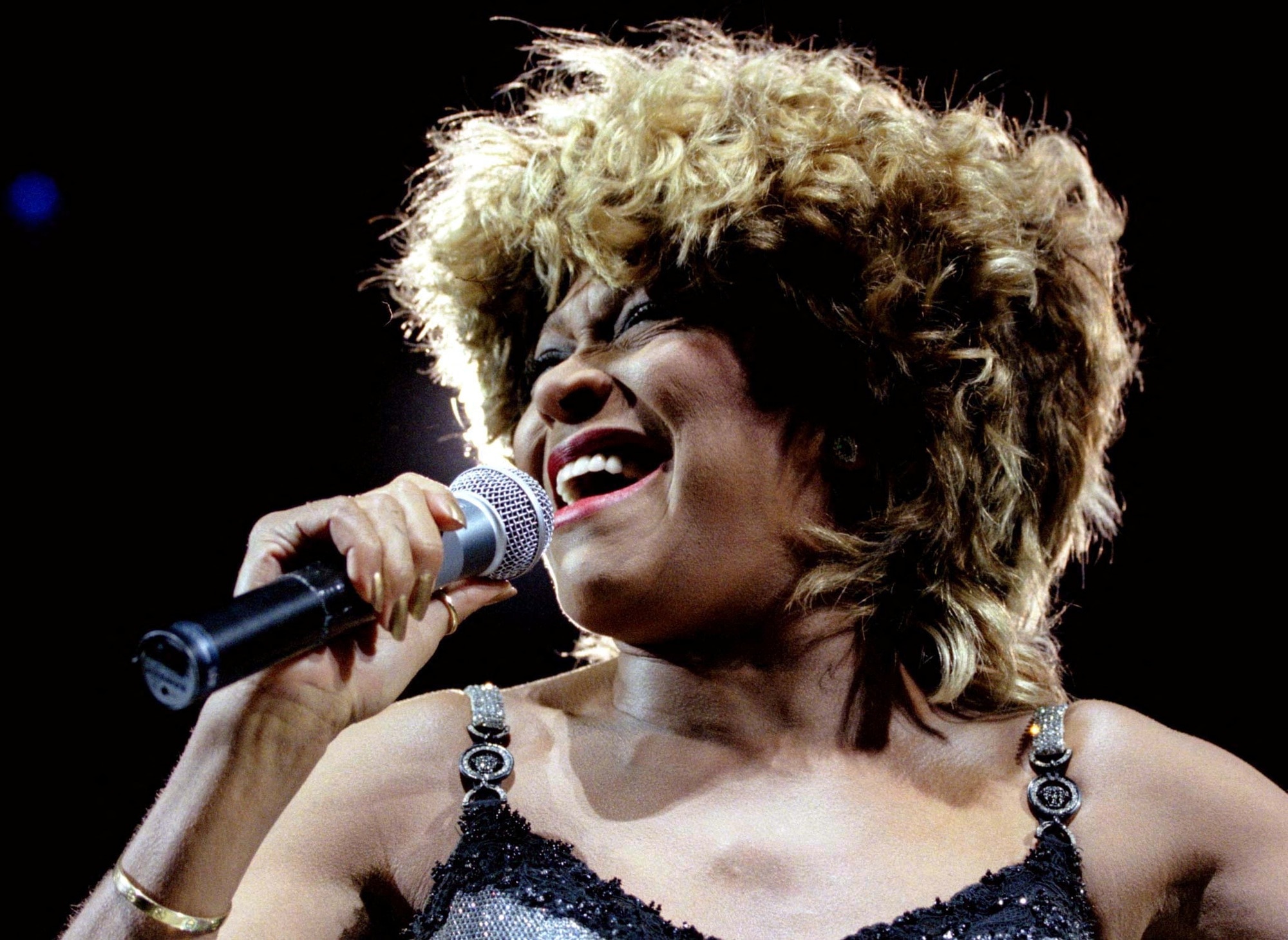 Tina Turner sống đau khổ nhưng chưa bao giờ xin thương hại - Ảnh 1.