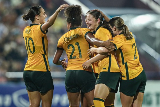 Vòng loại thứ hai U20 nữ châu Á 2024: Thua Australia, Việt Nam vẫn đi tiếp ảnh 2