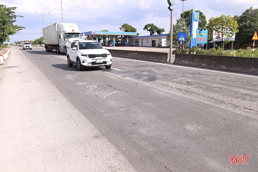 Sửa chữa thiếu đồng bộ, quốc lộ 1 qua Hà Tĩnh vẫn hư hỏng nghiêm trọng