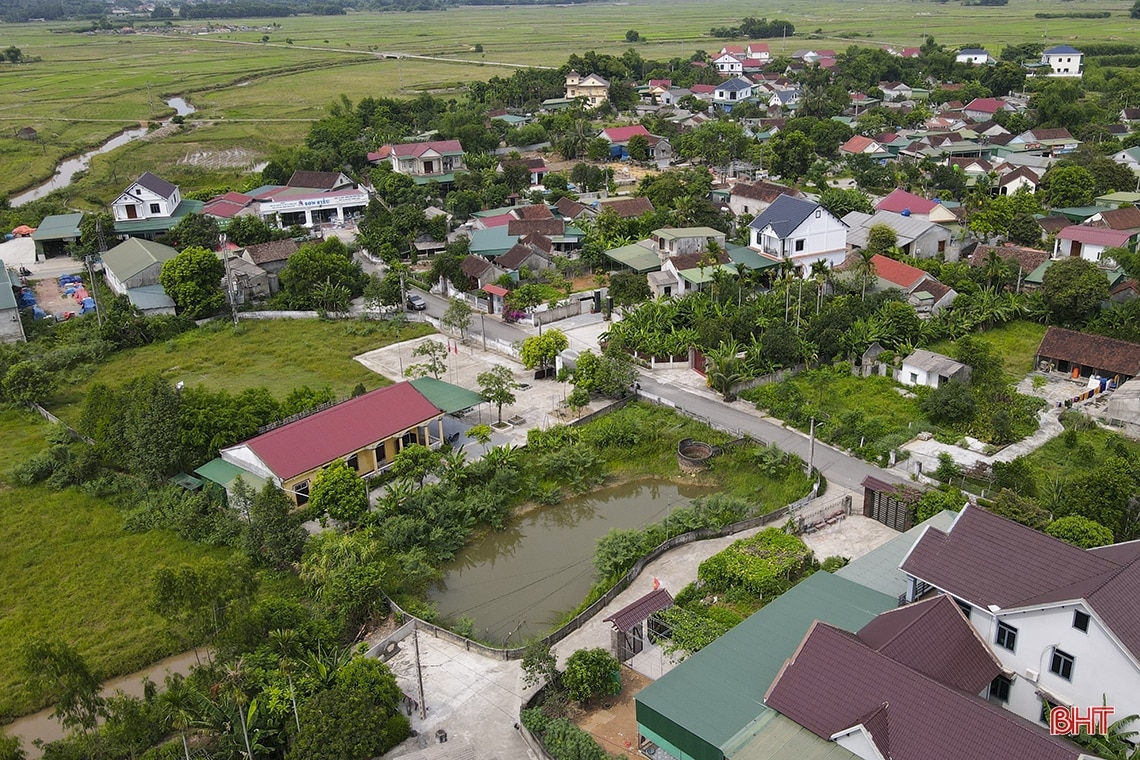 Khám phá làng cổ duy nhất Việt Nam có 3 di sản thế giới