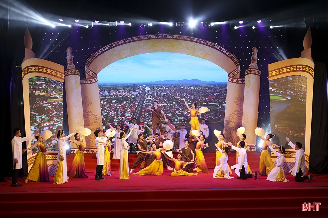 Đặc sắc chương trình nghệ thuật tại lễ kỷ niệm các danh nhân, di sản văn hóa làng Trường Lưu