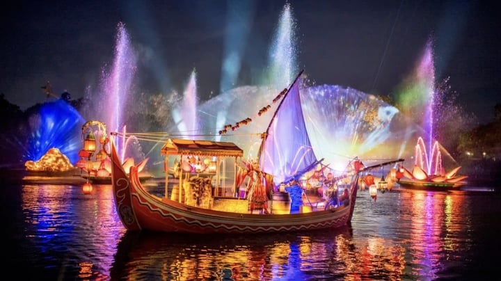 Dòng sông Venice tại Mega Grand World sau khi hoàn thành sẽ tái hiện khung cảnh buôn bán - du lịch tấp nập trên bến dưới thuyền đồng thời là sân khấu trình diễn âm thanh - ánh sáng - công nghệ đỉnh cao của show “The Grand Voyage - Chuyến hải trình khám phá thương cảng phồn hoa".