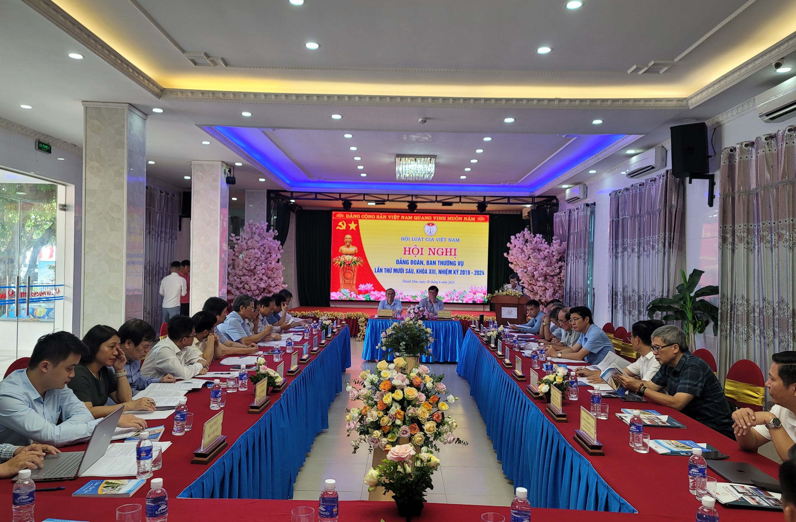 Tiêu điểm - Hội Luật gia Việt Nam tổ chức Hội nghị Đảng đoàn, Ban thường vụ khóa XIII (Hình 3).