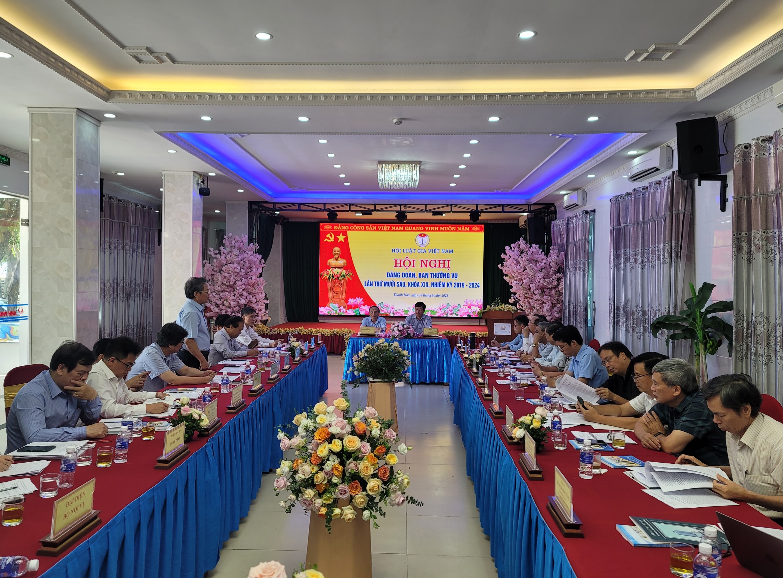 Tiêu điểm - Hội Luật gia Việt Nam tổ chức Hội nghị Đảng đoàn, Ban thường vụ khóa XIII (Hình 9).