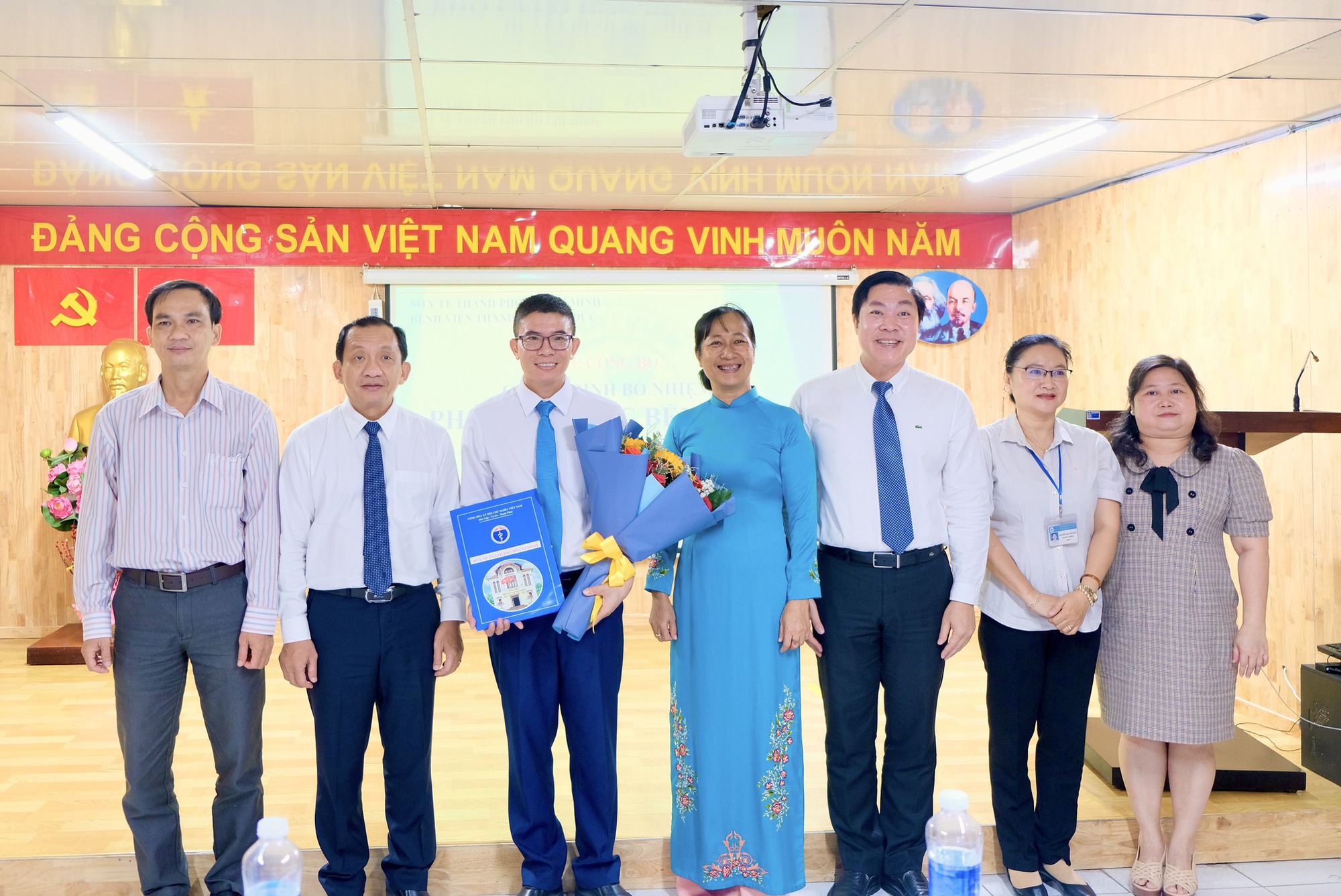 Thu Duc City Hospital has a new deputy director - Vietnam.vn