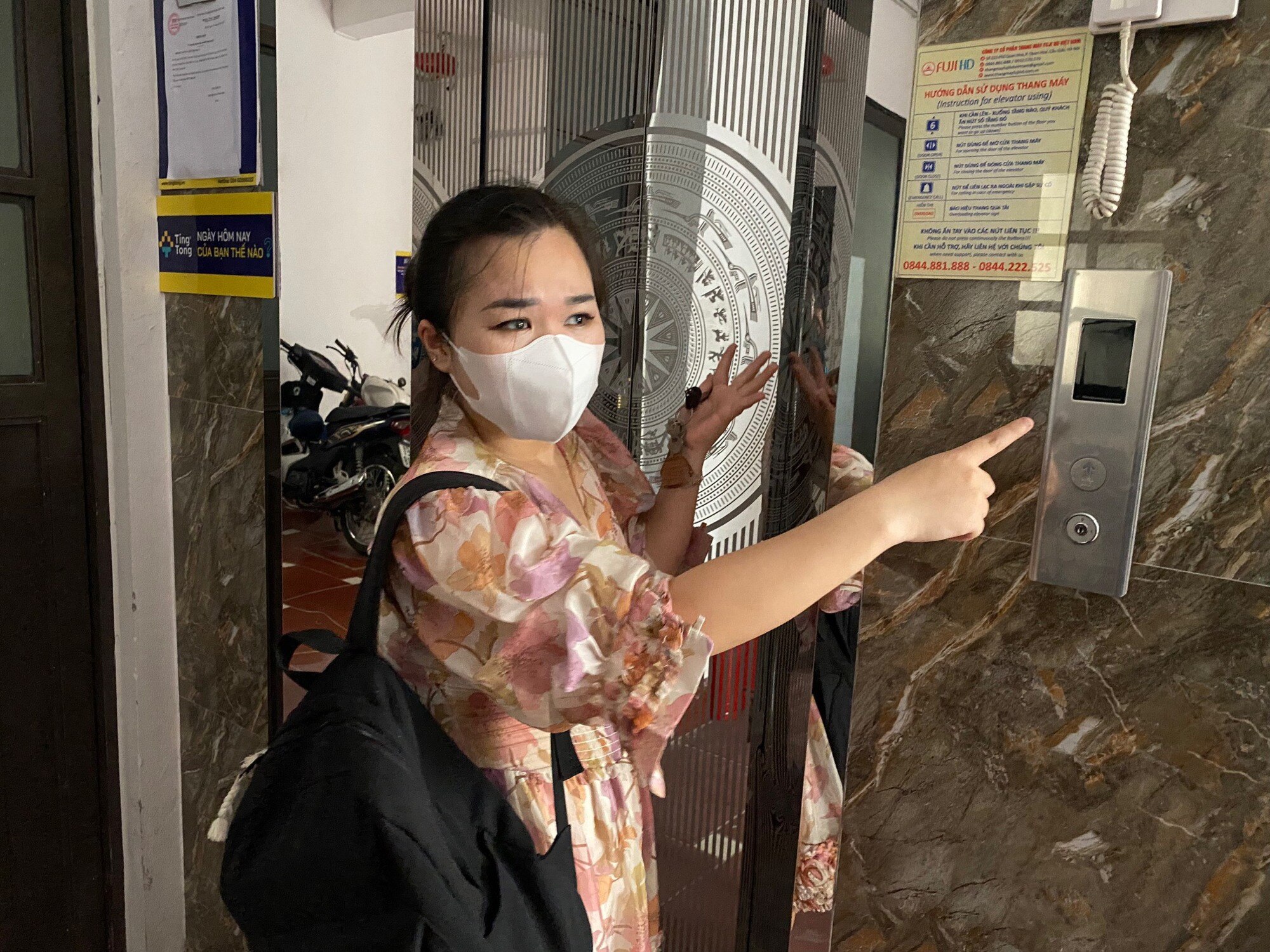 Hà Nội: Cắt điện bất ngờ, người dân mắc kẹt nhiều giờ trong thang máy - Ảnh 1.