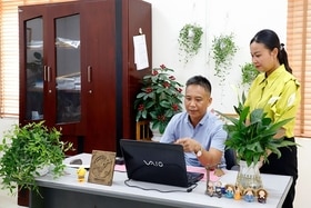 Công đoàn cơ sở Báo Phú Thọ tổ chức cuộc thi “Góc làm việc xanh, sạch, đẹp”