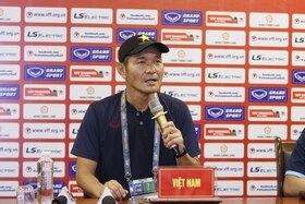 Họp báo sau trận bóng đá nữ U20 Việt Nam gặp U20 Australia