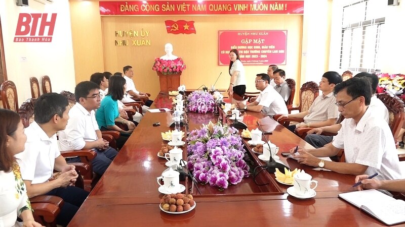 Như Xuân: Gặp mặt, biểu dương học sinh, giáo viên có học sinh đậu Trường THPT Chuyên Lam Sơn