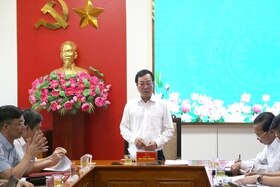 Chủ tịch UBND tỉnh Bùi Văn Quang làm việc tại huyện Lâm Thao