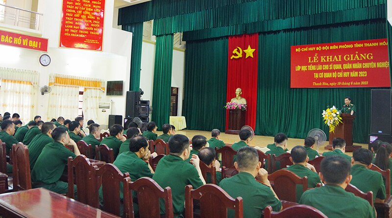Khai giảng lớp học tiếng Lào cho sĩ quan, quân nhân Bộ Chỉ huy BĐBP tỉnh năm 2023