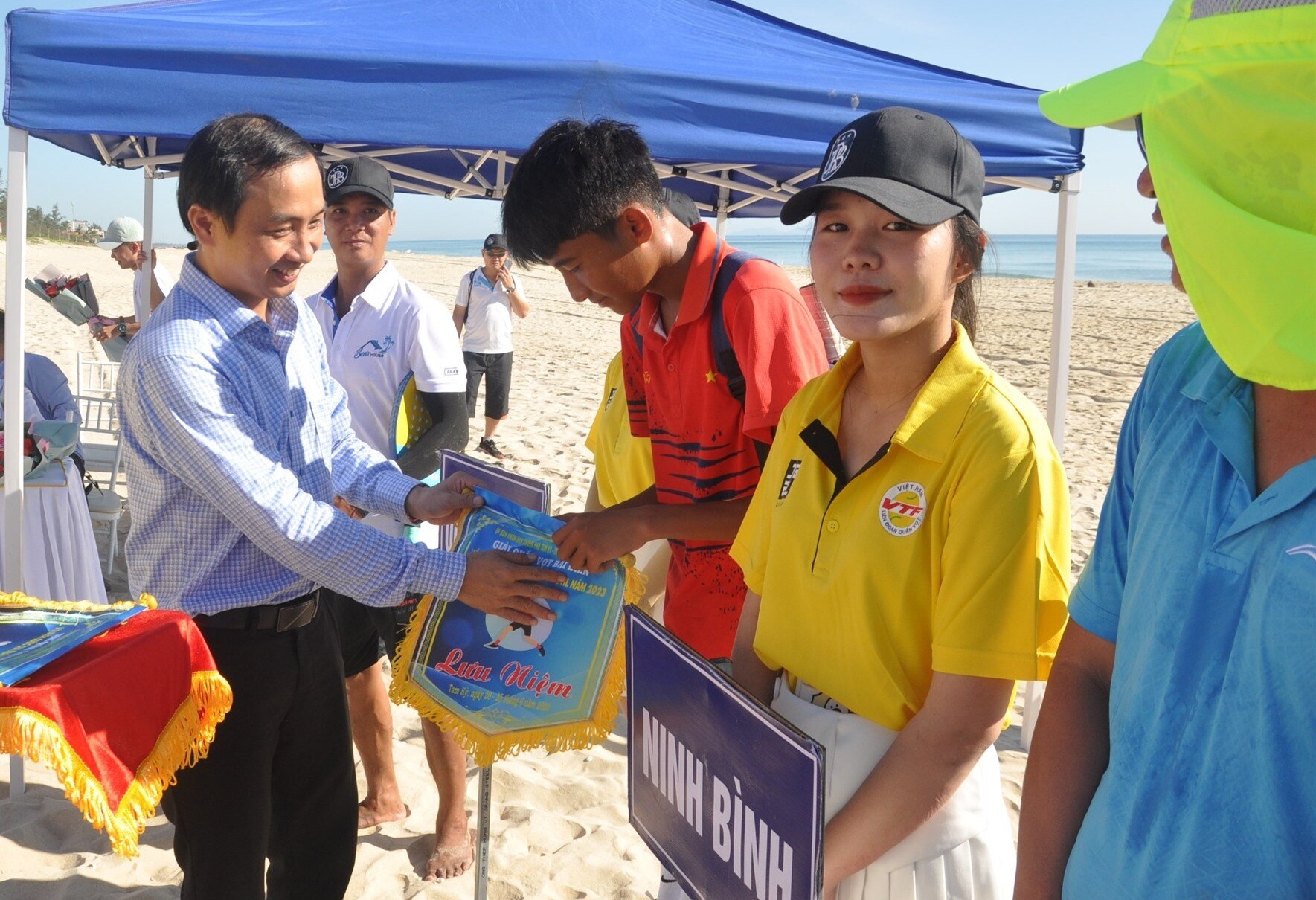 Opening the National Beach Tennis Championships in Tam Ky Quang Nam Newspaper Online