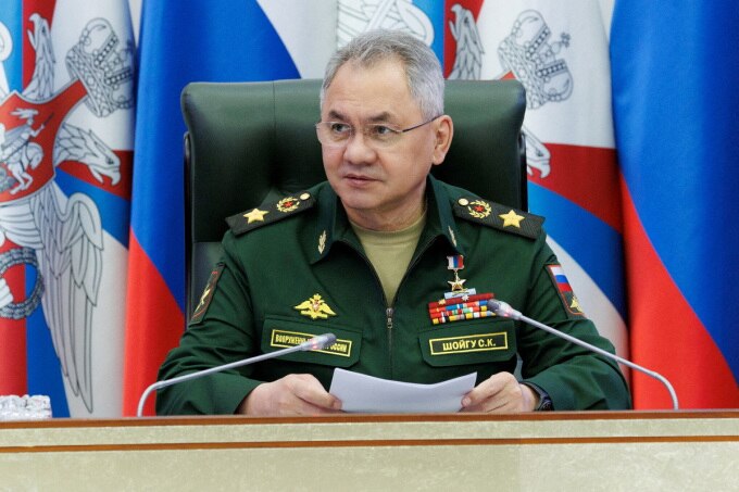 وزير الدفاع الروسي سيرغي شويغو خلال اجتماع في موسكو في 24 أيار/مايو. الصورة: رويترز