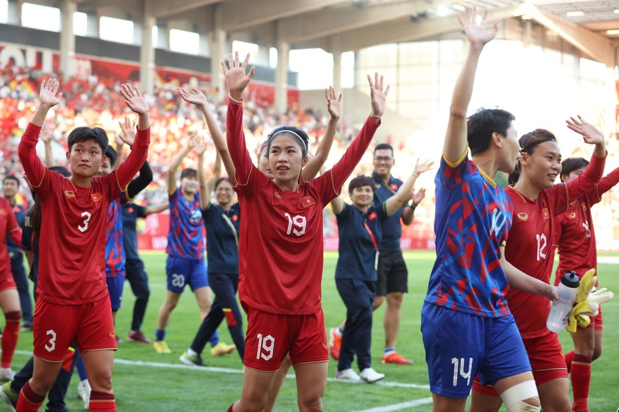 Thanh Nhã tiết lộ khoảnh khắc ghi bàn vào lưới đội tuyển từng 2 lần vô địch thế giới - Ảnh 1.