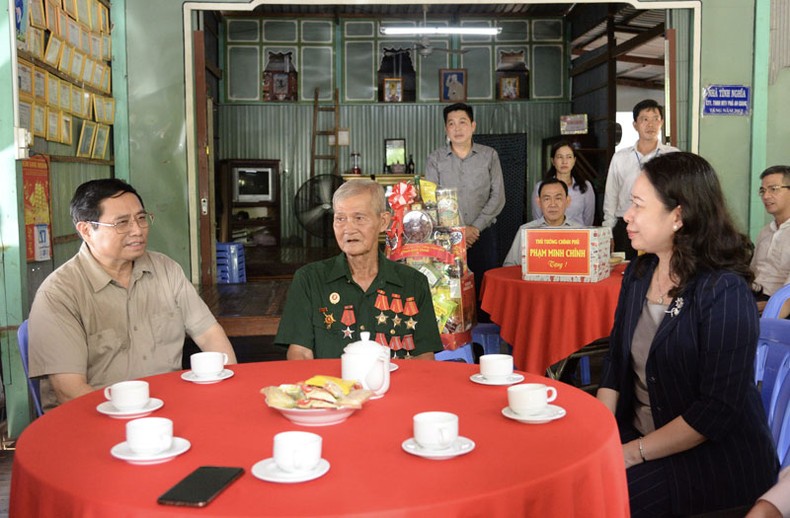 Thủ tướng Phạm Minh Chính dự Lễ khởi công tuyến cao tốc Châu Đốc-Cần Thơ-Sóc Trăng giai đoạn 1 ảnh 2