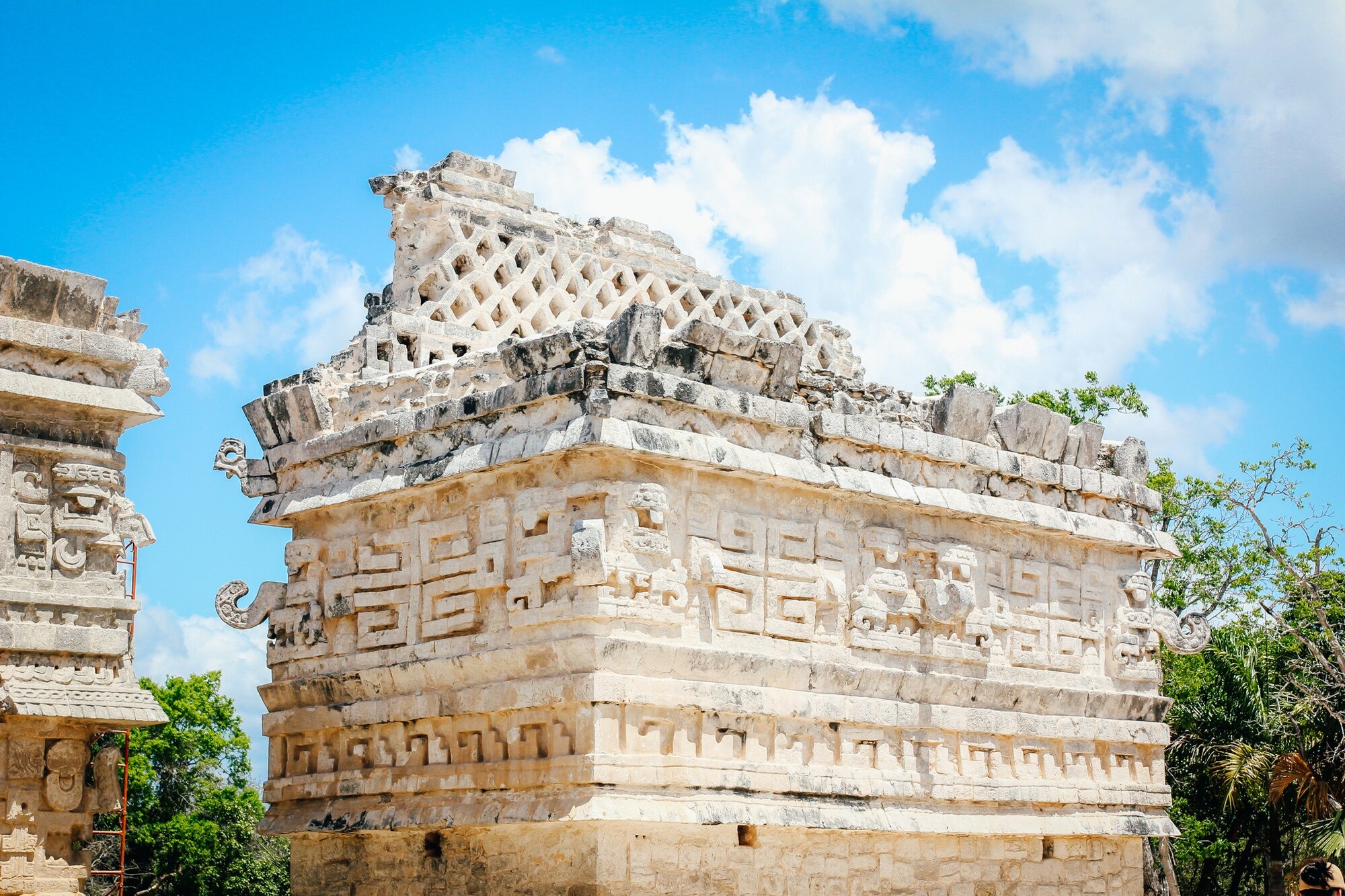 Đi tìm dấu tích của nền văn minh Maya giữa rừng già  - Ảnh 4.
