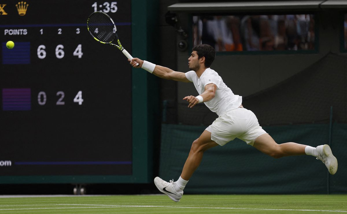 Alcaraz rückt in Runde 2 vor, in Wimbledon werden 69 Spiele verschoben und neu angesetzt