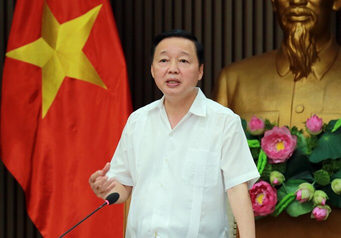 Phó thủ tướng Trần Hồng Hà phát biểu tại cuộc họp hoàn thiện Luật Đất đai (sửa đổi), chiều 24/7. Ảnh: VGP