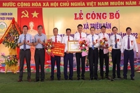 Xã Triệu Vân đón nhận danh hiệu xã đạt chuẩn nông thôn mới