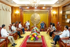 Phó Chủ tịch Thường trực UBND tỉnh Hà Sỹ Đồng làm việc với Hiệp hội Sắn Việt Nam