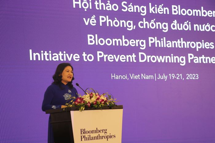 Thứ trưởng Bộ LĐ-TB&XH Nguyễn Thị Hà phát biểu tại Hội thảo đối tác Chương trình Phòng, chống đuối nước cho trẻ em
