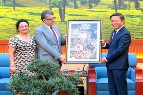 Đại sứ Nhà nước Armenia thăm, làm việc tại Phú Thọ