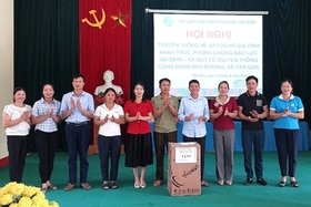 Hội LHPN huyện Tân Sơn ra mắt mô hình truyền thông cộng đồng