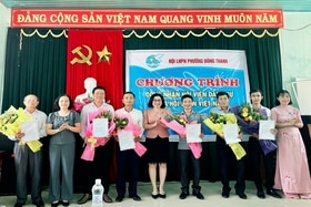 6 nam giới đầu tiên ở Quảng Trị trở thành hội viên danh dự của Hội LHPN Việt Nam