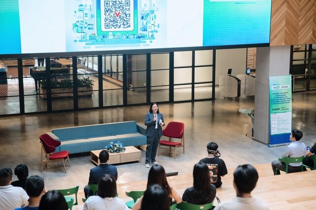 Bà Lê Lan Chi - CEO ZaloPay giới thiệu về xu hướng Brand.com và các giải pháp thanh toán của ZaloPay