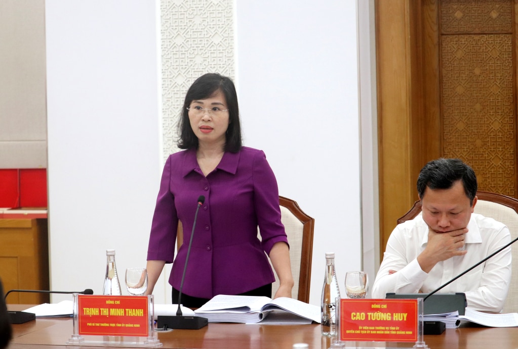 Đồng chí Trịnh Thị Minh Thanh, Phó Bí thư Thường trực Tỉnh ủy Quảng Ninh phát biểu tại buổi làm việc.