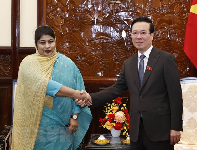 Chủ tịch nước Võ Văn Thưởng tiếp Đại sứ Bangladesh Samina Naz