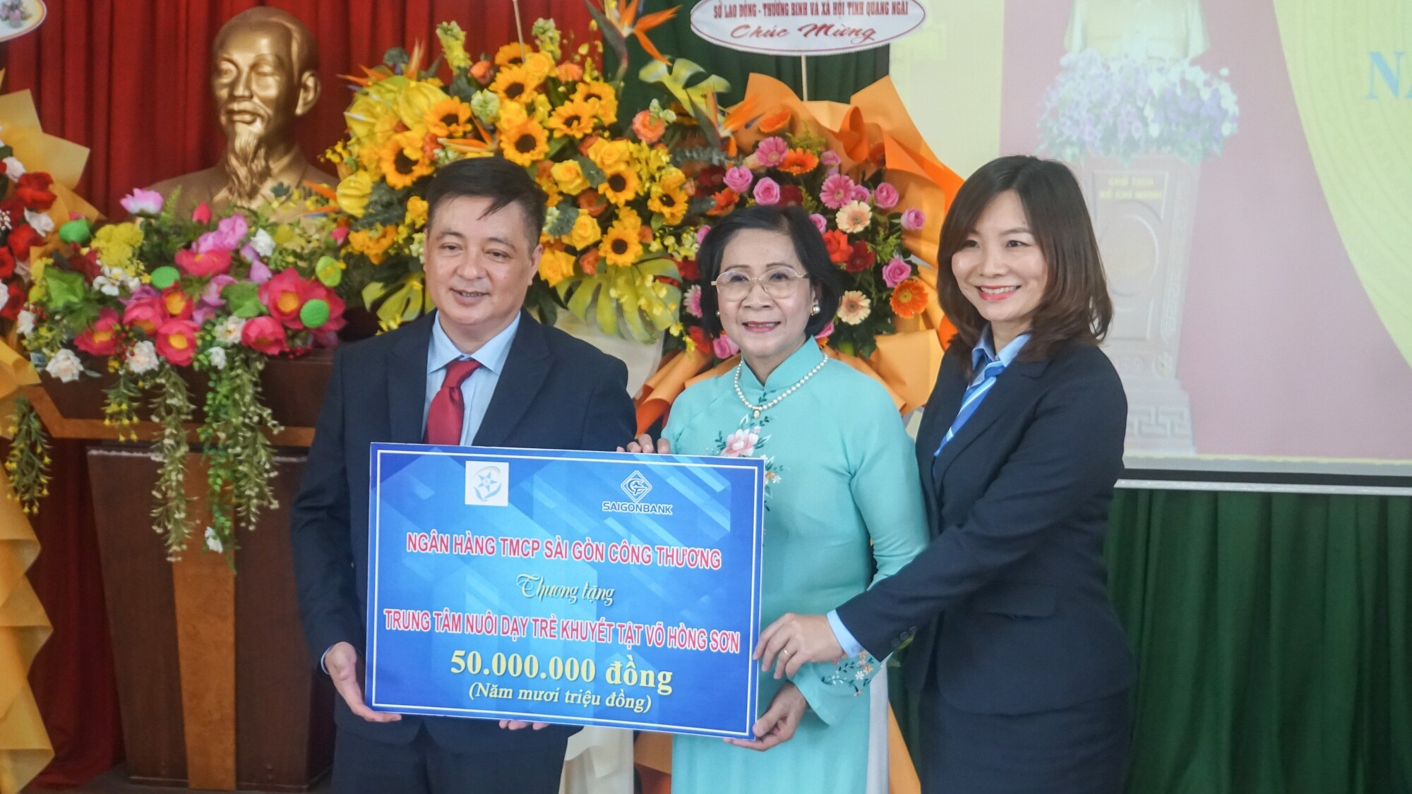Hỗ trợ Trung tâm nuôi dạy trẻ khuyết tật Võ Hồng Sơn 1,5 tỉ đồng - Ảnh 7.