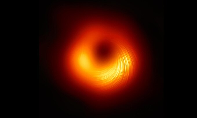 Kính viễn vọng Chân trời Sự kiện chụp ảnh hố đen siêu khối lượng ở trung tâm thiên hà M87. Ảnh: EHT Collaboration