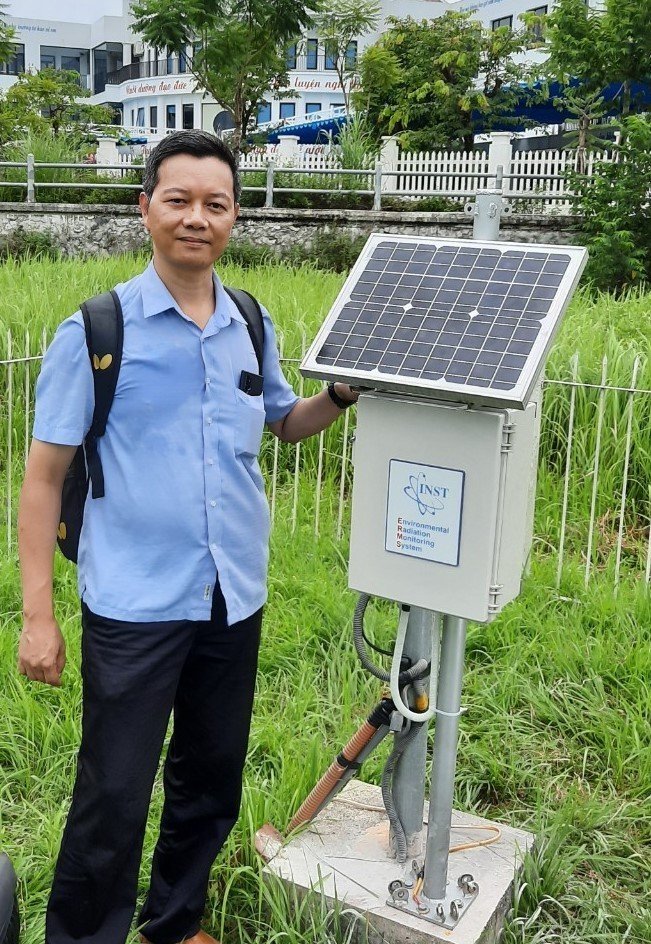 Hệ thống VinaERMS-INST lắp đặt tại trạm khí tượng Mai Pha, Lạng Sơn tháng 7/2022. Ảnh: Nhóm nghiên cứu