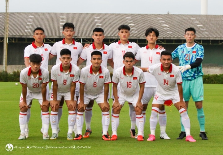 U23 Viet Nam sử dụng đội hình mạnh ở trận đấu với Bahrain.