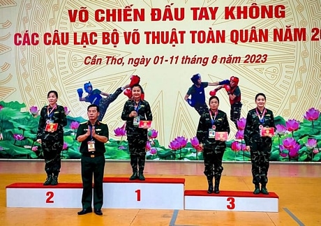 فاز فينه لونج بميدالية ذهبية واحدة