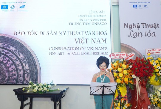 NTK Quỳnh Paris “Hành trình trở thành Đại sứ văn hóa ngành thời trang của phụ nữ Việt - Ảnh 7.
