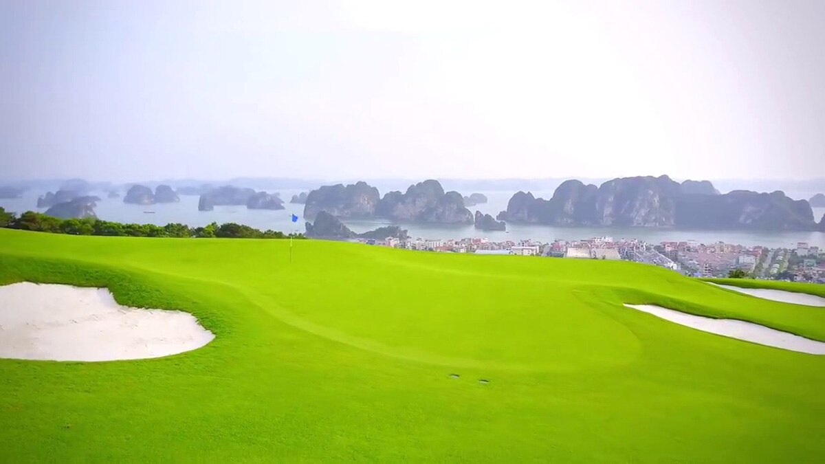 Bốn khu nghỉ dưỡng kết hợp sân golf của Việt Nam vào top đầu châu Á - Ảnh 3.