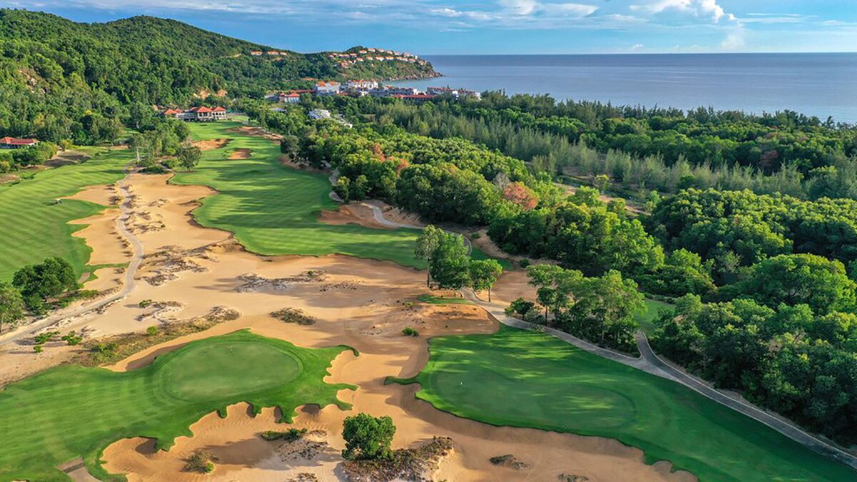 Bốn khu nghỉ dưỡng kết hợp sân golf của Việt Nam vào top đầu châu Á - Ảnh 4.