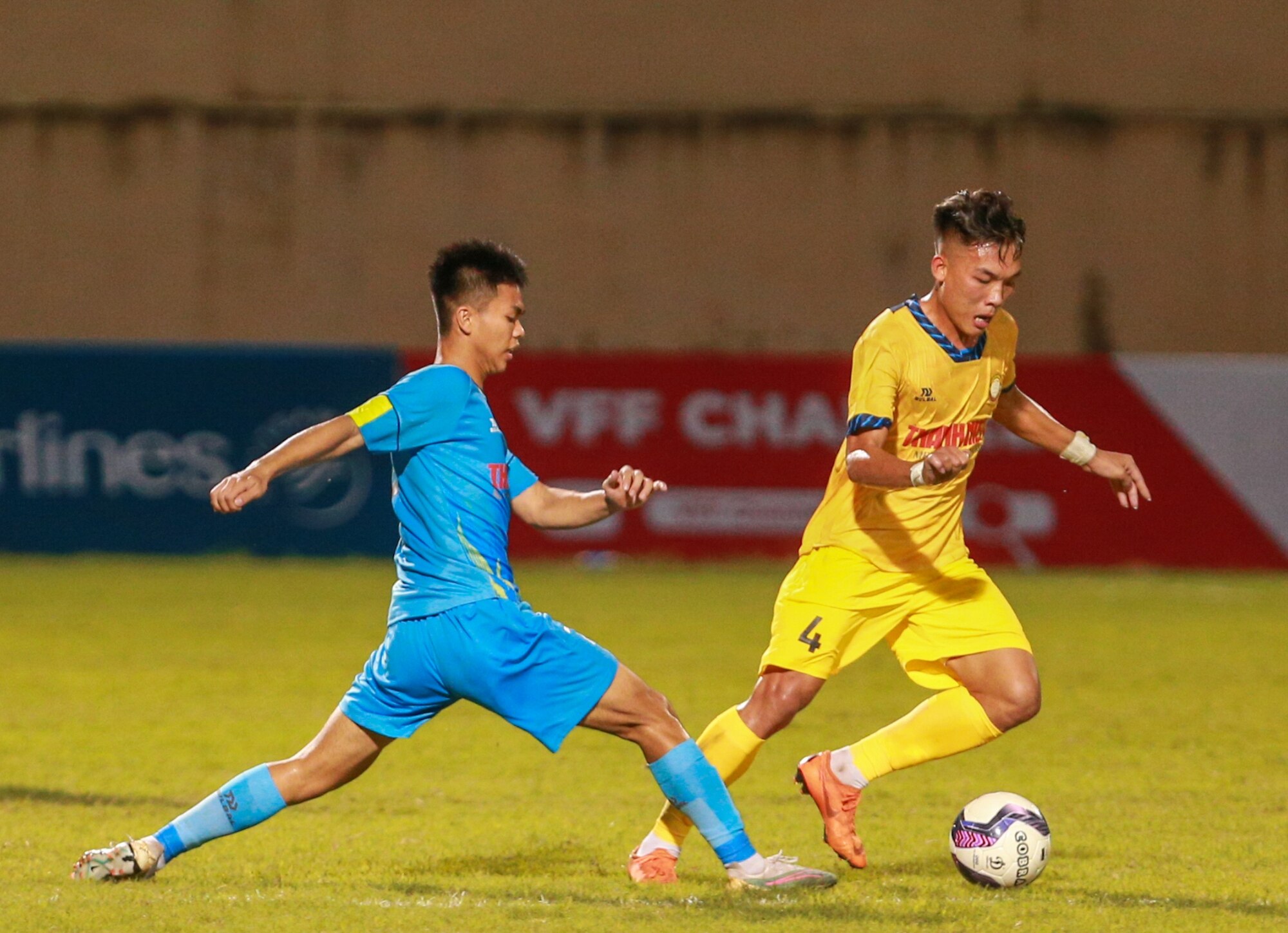 Khai mạc U21 quốc gia: U21 PVF-CAND khiến chủ nhà Thanh Hoá thua đau - Ảnh 3.